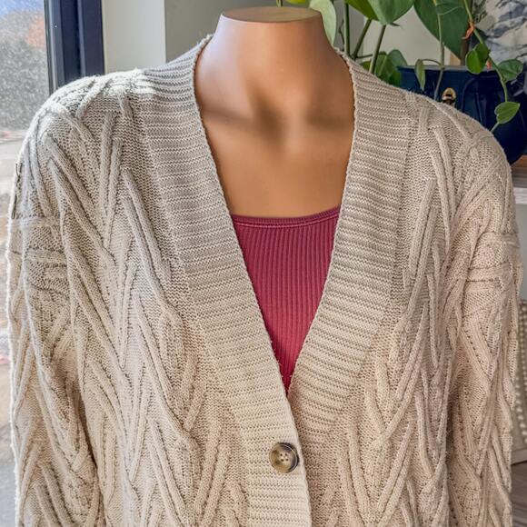 Altar'd State Cozy Cable Knit Oatmeal/Cream/Beige Cardigan, Women's Medium - Picture 4 of 12
